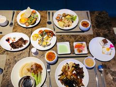 个吃木瓜-青岛蓝海大饭店·爱琴海自助餐厅(崂山店)