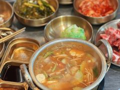 -釜山火炉·海鲜烤肉(紫藤路店)