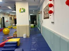 -澳洲袋鼠早教(金辉环球广场店)