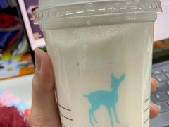乌龙生椰乳茶-瑞幸咖啡(番禺永旺梦乐城店)