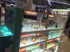 -日上免税店(三径路t3店)