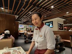 -海底捞火锅鲜切牛肉主题店(长寿路店)