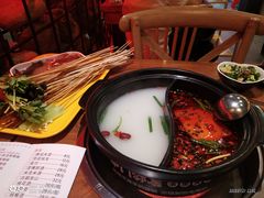 -串门邻居串串火锅(云南南路店)