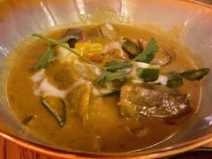 黄咖喱牛筋牛舌-CHINCHIN 青青·泰国料理(万象食家店)