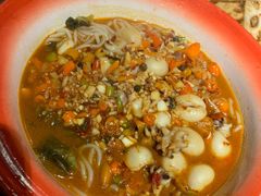 -老三样·美食研究中心(世贸路店)
