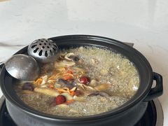 -菌之家·专业纯野生菌火锅·特色炒菌