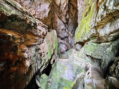 -龙水峡地缝景区