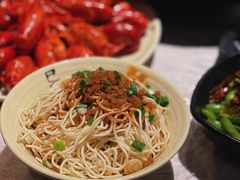 凉面-巴厘龙虾·榜首油焖大虾(洞庭·艺术洋房店)