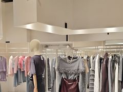 -四囍码头海鲜烧烤自助火锅(外滩南京东路悦荟广场店)