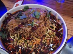 -山河屯铁锅炖(哈西站店)