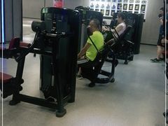 -一兆韦德健身(浦东万达会所)