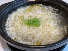 清鸡汤煮丝茅甜竹笋-海味观(老西门店)