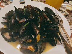 -福龙葡国餐(百老汇店)
