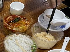 -忆螺巷螺蛳粉(步行街小巷店)