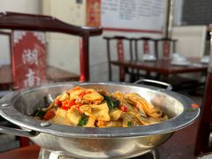 -湖南人家湘菜馆(镇江路店)