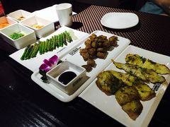 -HIHE Bistro·Oyster Bar(华熙live店)