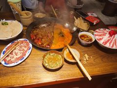 -萍姐火锅·公路夜市(武汉首店)