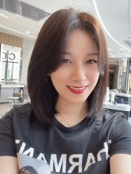 -HAIR CORNER