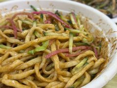 -黑八私房老北京炸酱面