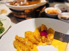咸蛋黄奶黄鸡翅-金椰壳· 大厨新加坡菜(壹方城店)