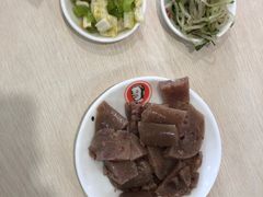 -闫家驴肉老店(华电一校店)