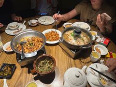 -爱碗亭·鲜炒湖南菜(壹城中心店)