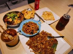 -远大美食广场(远大购物中心店)