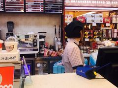 -红宝石·鲜奶小方(莘庄龙之梦店)