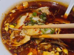 -渝是乎酸菜鱼(龙旗购物中心店)