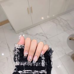 -初颜品佑肌肤管理