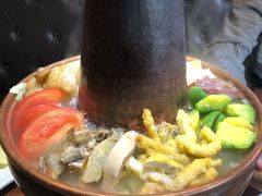 -宣威山野人家·云南菜·菌火锅(金碧店)