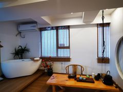 -闲隅江景艺术酒店(解放碑洪崖洞总店)