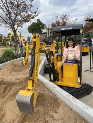 -季高兔窝窝亲子园(上海薰衣草公园店)