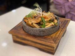 锅烧野菌鸡扒饭-和平馆·地道港澳茶餐厅(西门口店)
