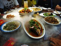 -那家老院子东北菜·饺子·小鸡炖蘑菇(艳华街店)