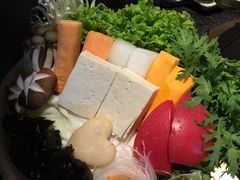 -湊湊火锅·茶憩(新中关购物中心店)