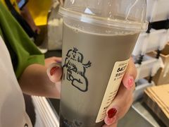 -喜茶(深圳万象城黑金店)
