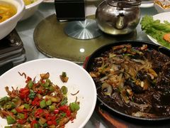 -鑫巴蜀小镇 · 水煮鱼专研店(玉桥店)