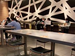 -麦当劳(汉口火车站候车室店)