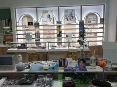 -无界眼镜MaxLess(南翔印象城店)