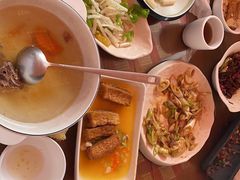 -隔壁老王·家常云南菜(花巷店)