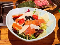 三文鱼沙拉-千寻烧肉(政务区店)