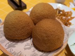 酥皮山楂叉烧包-蔡澜点心·粤菜(花城汇南区店)