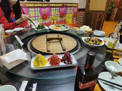 -人民公社铁锅炖·东北菜(卫国道店)