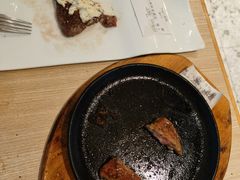 -纽斯特牛排自助餐厅(浦江万达店)