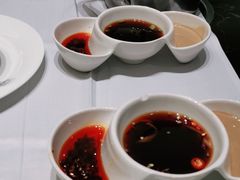 -红鼎豆捞·非遗鲍皇汤火锅(宝丰路店)