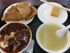 -聚德华天护国寺小吃(甜水园店)