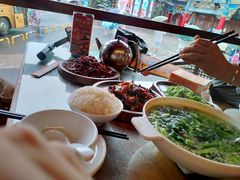 -隔壁老王·家常云南菜(花巷店)