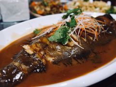 红焖深海鲽鱼-崴海渔村(虹梅路店)