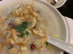 荔湾艇仔粥-卓粤拉肠(红庙店)